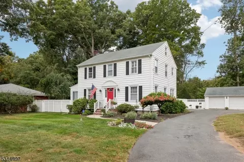 237 Forest Ave, Paramus, NJ 07652 photo 2