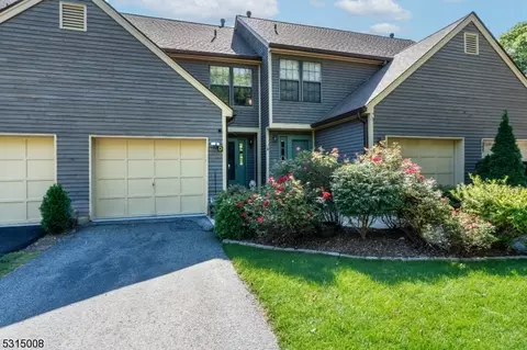 57 Bunker Hill Rd # D, West Milford, NJ 07480