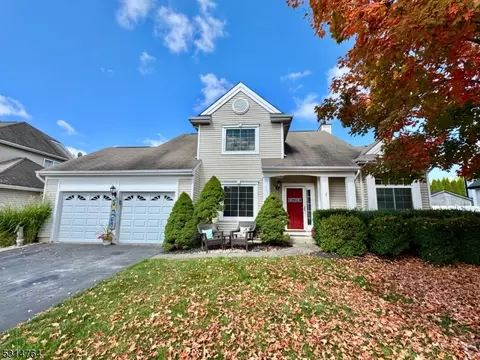14 Little Doe Run, Jefferson, NJ 07438
