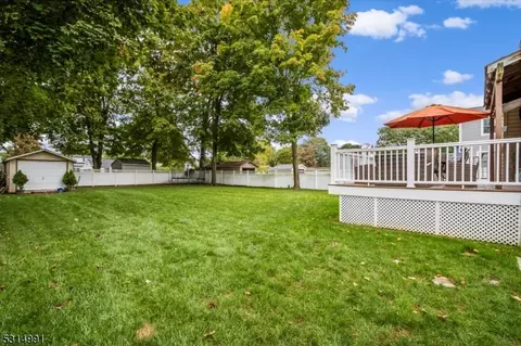 25 Burnside Pl, Haskell, NJ 07420 photo 27