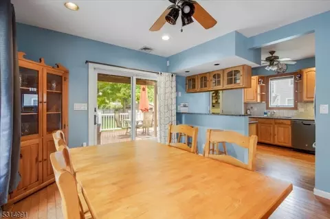 25 Burnside Pl, Haskell, NJ 07420 photo 8
