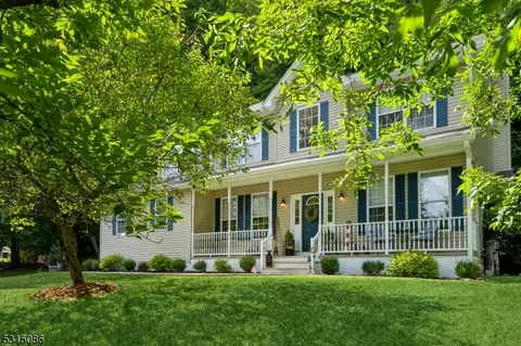 49 Hurd St, Mine Hill, NJ 07803
