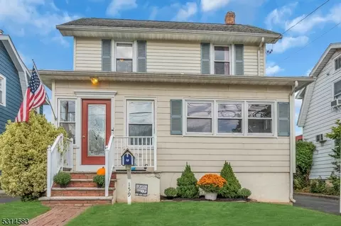 159 E Cliff St, Somerville, NJ 08876