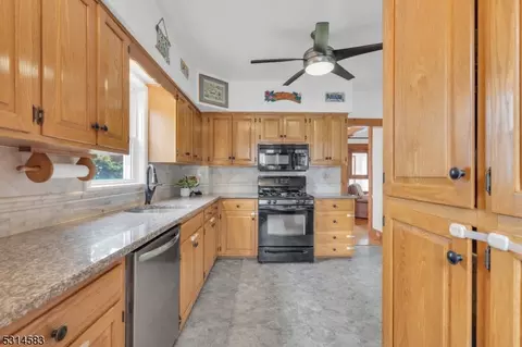 159 E Cliff St, Somerville, NJ 08876 photo 16