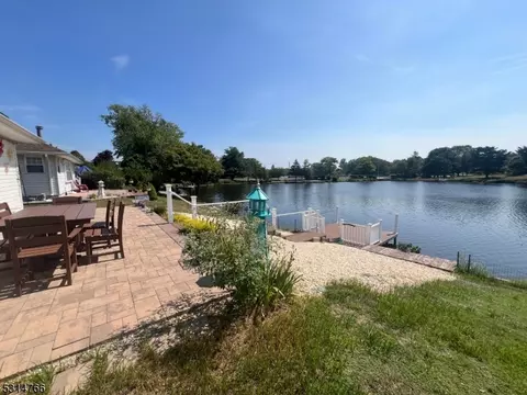 1741 Yorktowne Blvd, Toms River, NJ 08753