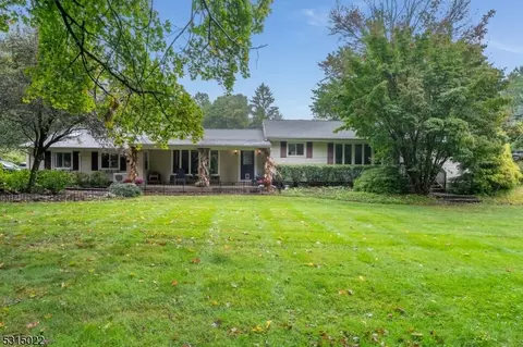 215 County Road 579, Bloomsbury, NJ 08804