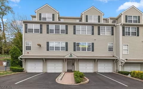 44 Ridgedale Ave #227, Morristown, NJ 07960