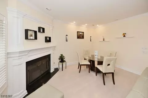 8003 Brittany Dr, Wayne, NJ 07470 photo 10