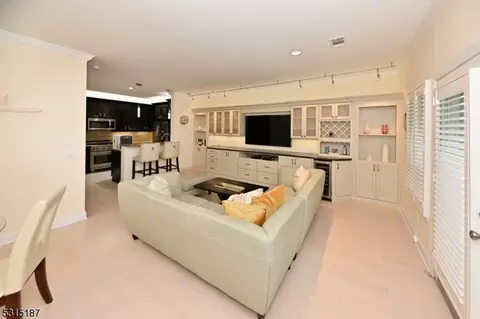 8003 Brittany Dr, Wayne, NJ 07470 photo 8