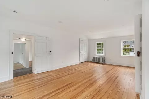 8 Orchard Rd, Middlesex, NJ 08846 photo 18