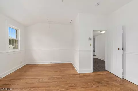 8 Orchard Rd, Middlesex, NJ 08846 photo 15