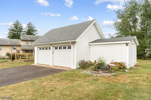 8 Orchard Rd, Middlesex, NJ 08846 photo 25