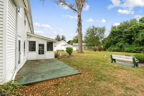 8 Orchard Rd, Middlesex, NJ 08846 photo 33