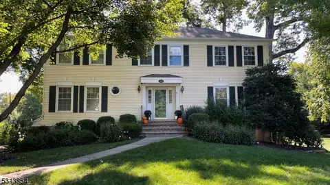 15 Kary Way, Morristown, NJ 07960