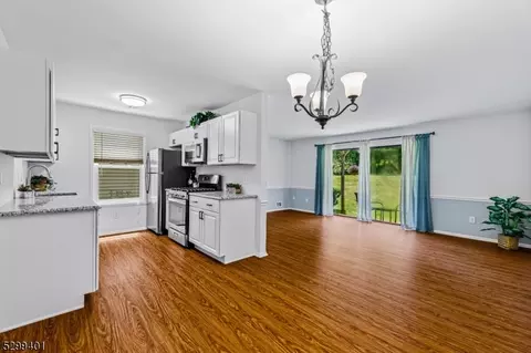 1913 Spruce Hills Dr, Glen Gardner, NJ 08826
