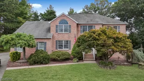 139 S Moetz Dr, Milltown, NJ 08850