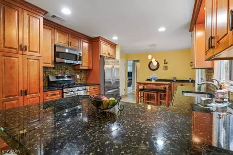 Kitchen - 39 Springhill Rd, Randolph, NJ 07869 photo 1 of 2