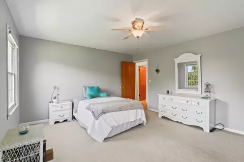 Bedroom - 39 Springhill Rd, Randolph, NJ 07869 photo 5 of 10