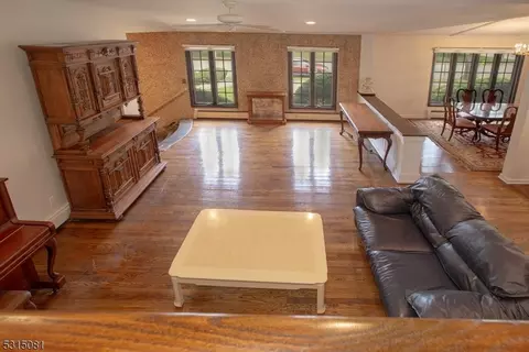 31 Augusta Dr, Wayne, NJ 07470 photo 17