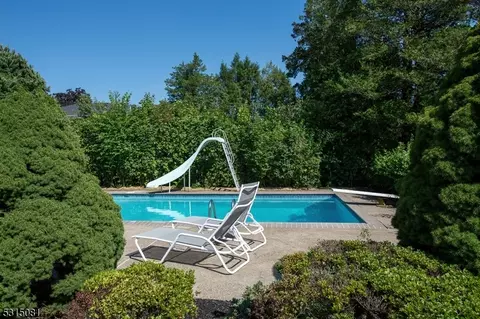 31 Augusta Dr, Wayne, NJ 07470 photo 8