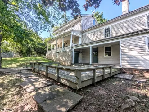 8 River Rd, Flemington, NJ 08822