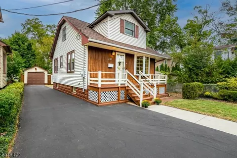 201 Harvard Ave, Metuchen, NJ 08840