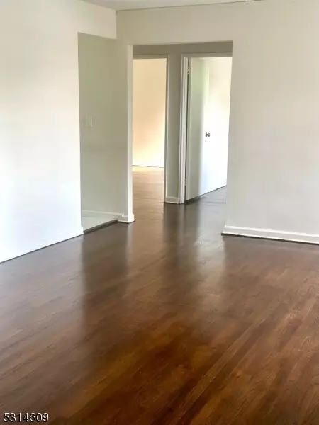 596 Chestnut St #E, Union, NJ 07083