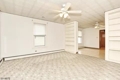 1286 Ringwood Ave, Wanaque Boro, NJ 07420 photo 9