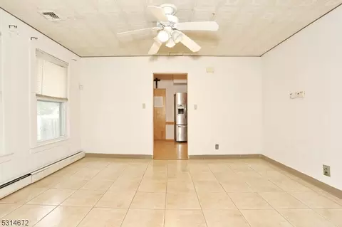 1286 Ringwood Ave, Wanaque Boro, NJ 07420 photo 10