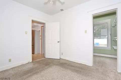 1286 Ringwood Ave, Wanaque Boro, NJ 07420 photo 19