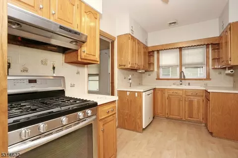 1286 Ringwood Ave, Wanaque Boro, NJ 07420 photo 15
