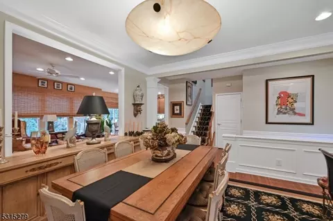 29 Thistle Dr, Paramus, NJ 07652 photo 15