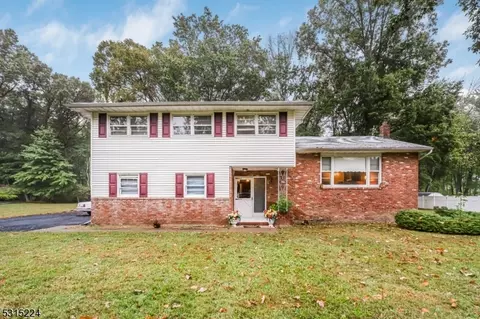 14 Stafford Ter, Parsippany-troy Hills Twp, NJ 07054