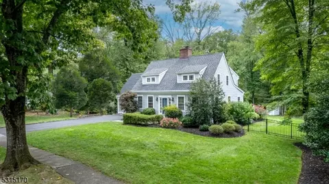 8 Jackson Ave, Chatham, NJ 07928