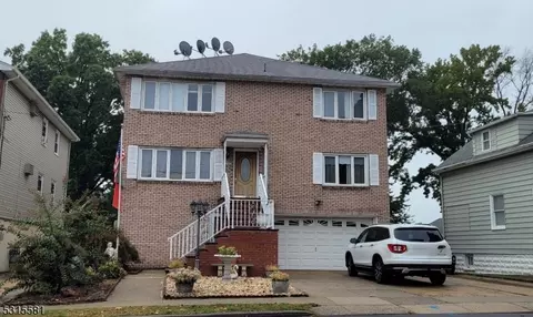 2604 Vauxhall Rd, Union, NJ 07083