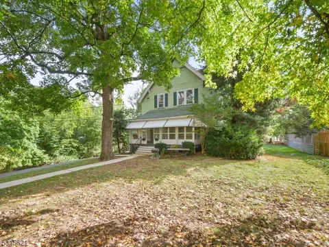 316 John St, Bound Brook, NJ 08805 photo 2