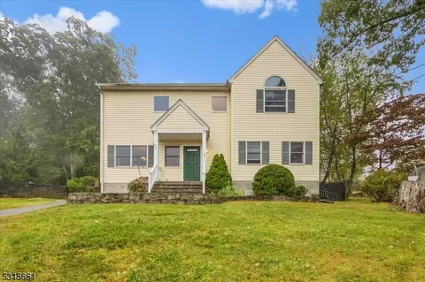31 S Brookside Dr, Rockaway, NJ 07866