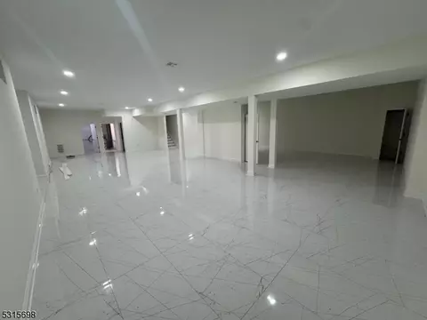 9 Timber Rd, Edison, NJ 08820 photo 12