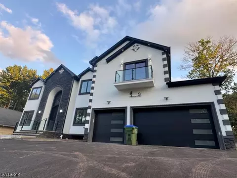 9 Timber Rd, Edison, NJ 08820 photo 3