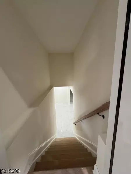 9 Timber Rd, Edison, NJ 08820 photo 7