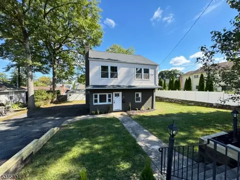 28 Calumet Ave, Parsippany-troy Hills Twp, NJ 07034