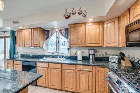40 E Young St, Somerville, NJ 08876 photo 12