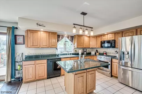 40 E Young St, Somerville, NJ 08876 photo 10