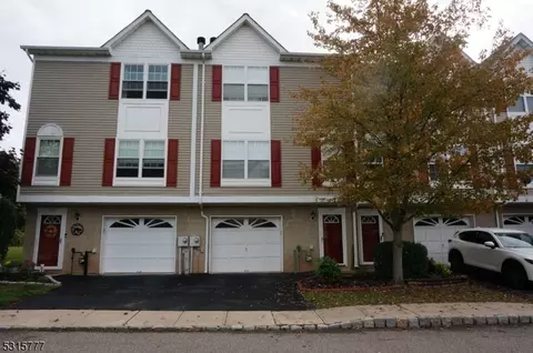 207 George Wilson Blvd, Flemington, NJ 08822