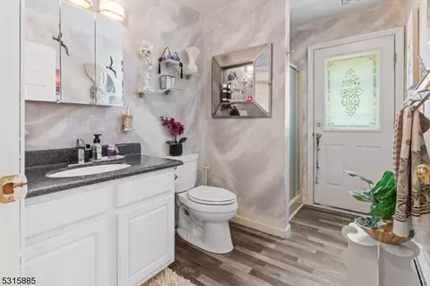 100 Clark St, Wayne, NJ 07470 photo 14