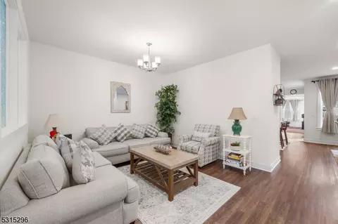18 E Hartwick Dr, Skillman, NJ 08558 photo 10