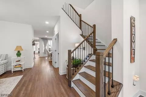 18 E Hartwick Dr, Skillman, NJ 08558 photo 9
