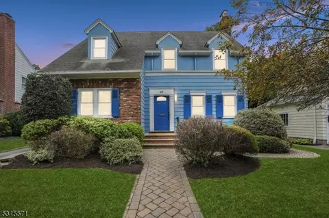 49 Dodd St, Montclair, NJ 07042 photo 2