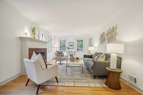 49 Dodd St, Montclair, NJ 07042 photo 5