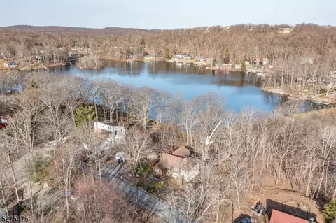 228 Waconia Rd, Vernon Twp, NJ 07422